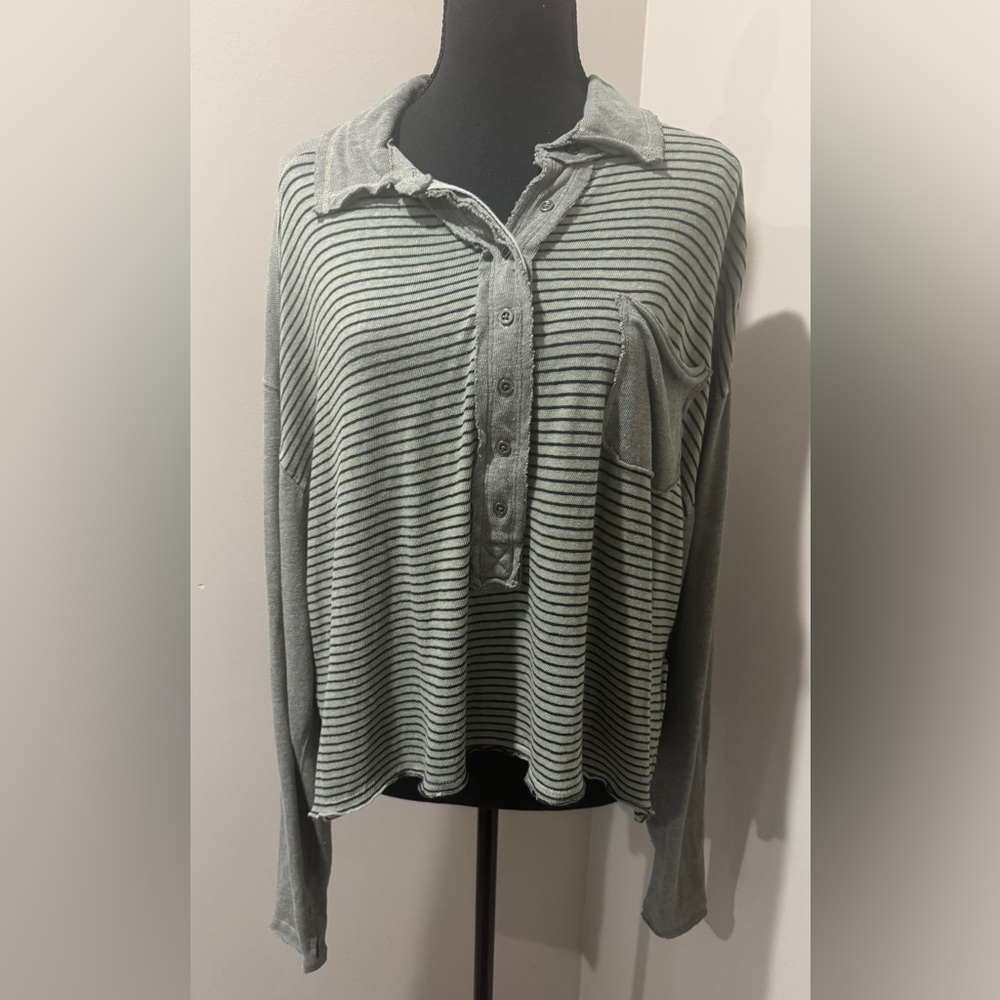 We The‎ Free Olive & Black Striped Oversized Medium Top Soft grunge Distressed